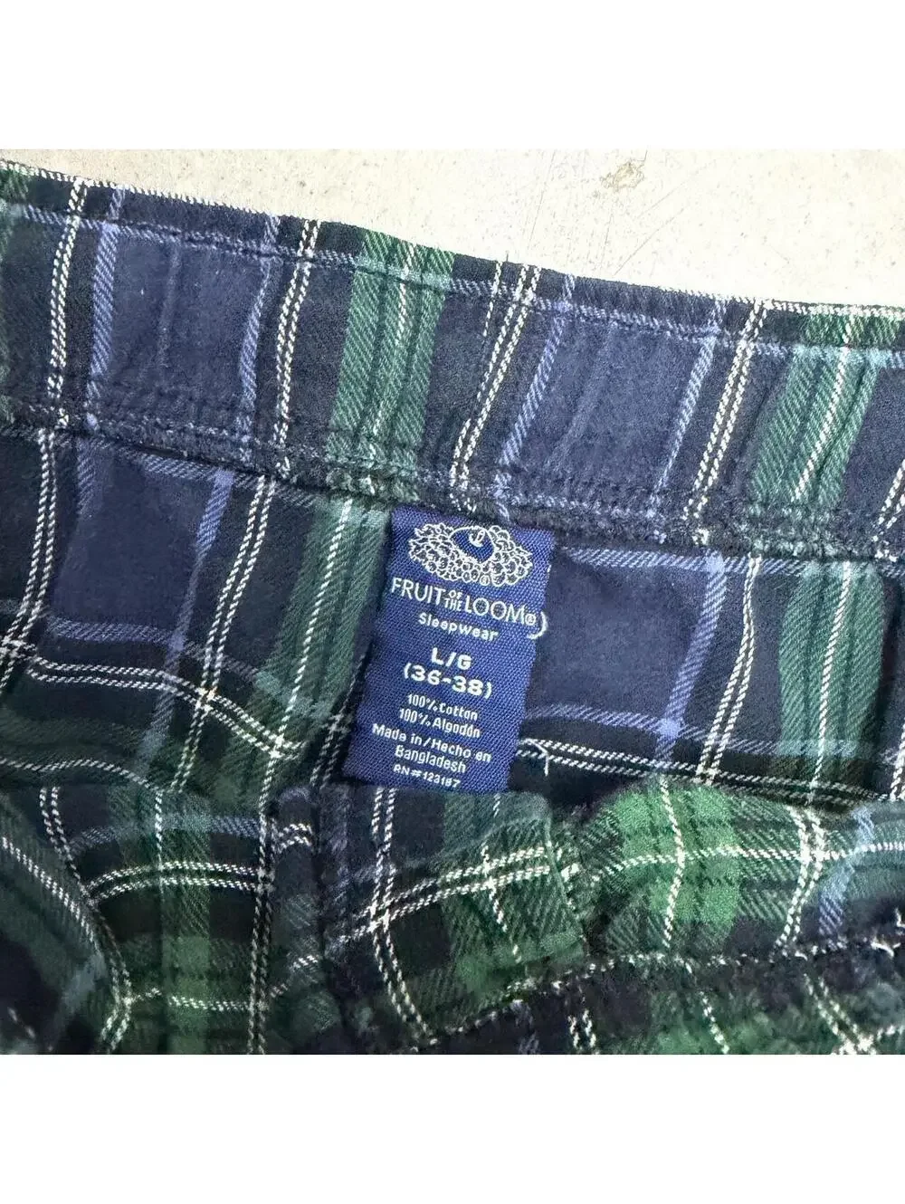 2000s Green and Blue Plaid Fruit of the Loom Men's Pajama Bottoms Sized Large